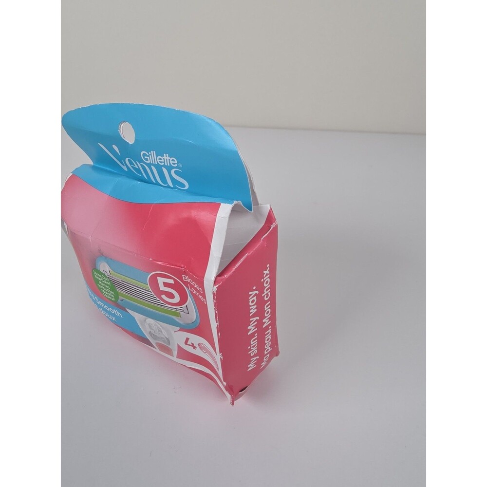 Gillette Venus Sensitive Extra Smooth 5 Blade Cartridges Two Packs Of Four - Picture 4 of 4